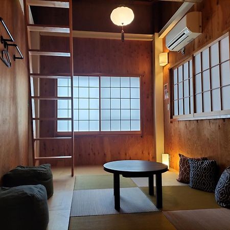 Vacation"Ninja"House Secretbase Near Asakusa Токіо Екстер'єр фото